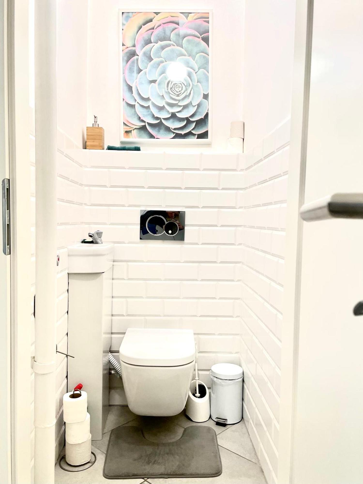 Mint Pearl Apartment 3 Rooms 2 Bathrooms At Kalvin Square Budapesta Exterior foto
