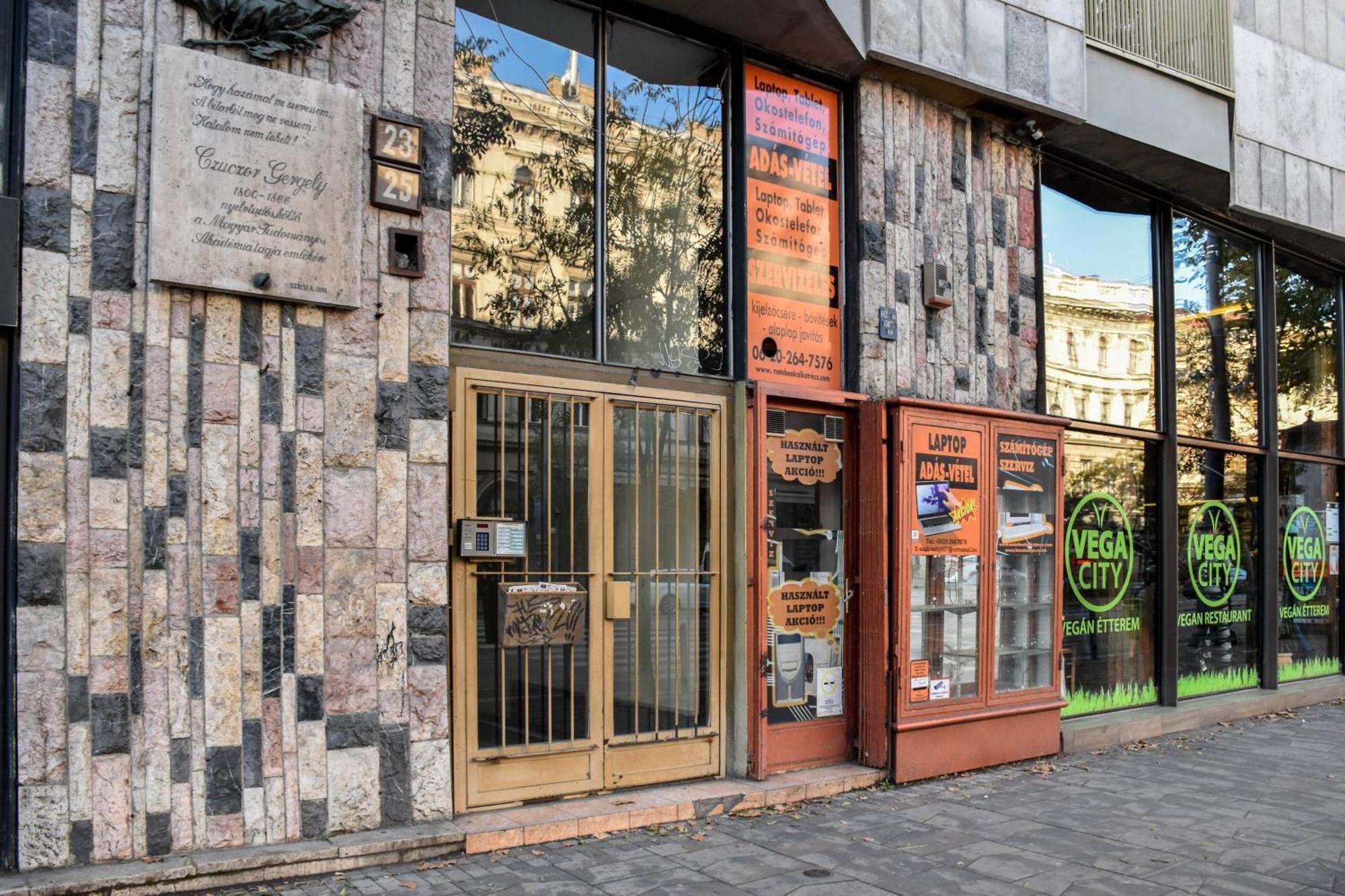 Mint Pearl Apartment 3 Rooms 2 Bathrooms At Kalvin Square Budapesta Exterior foto