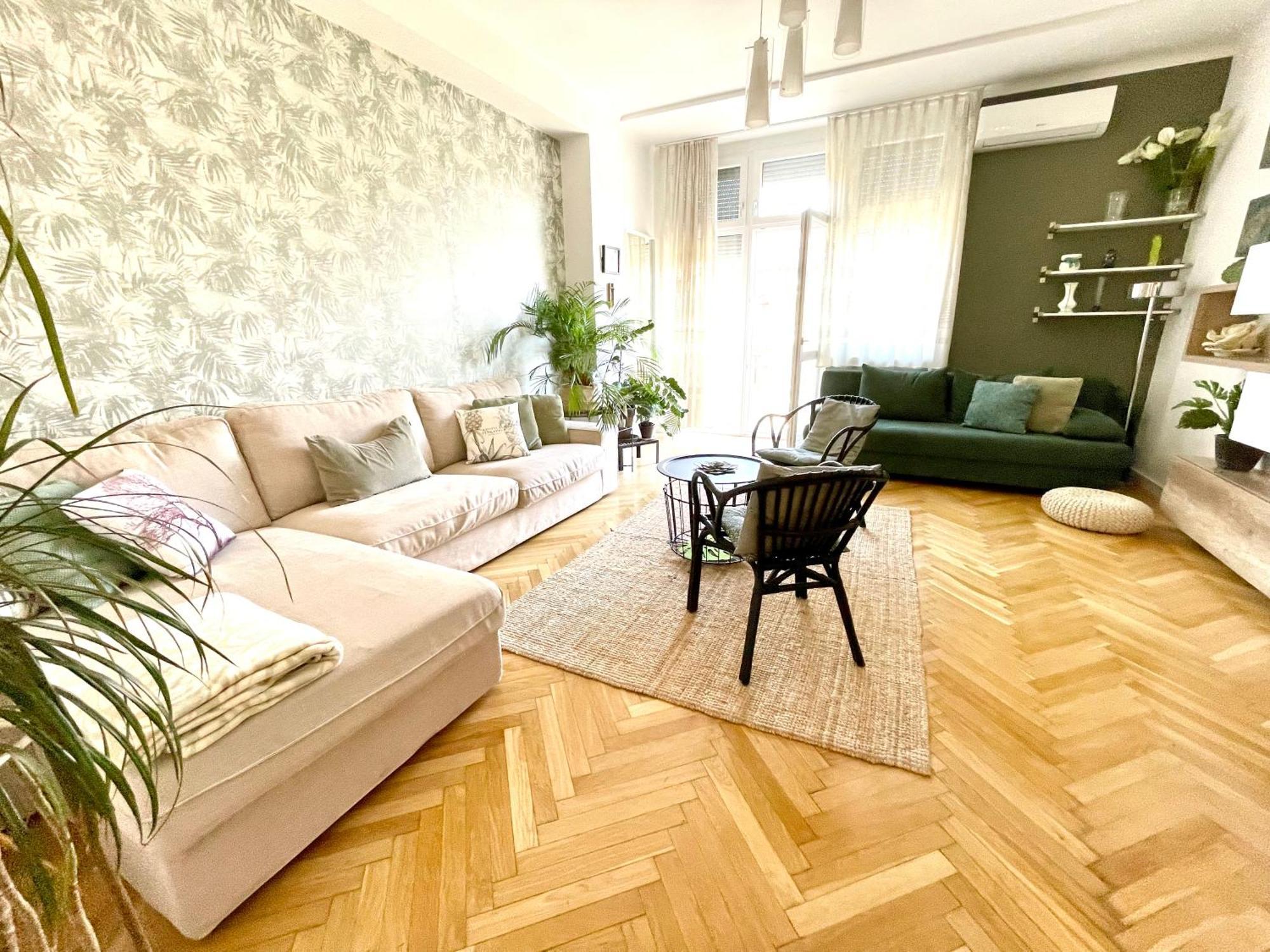 Mint Pearl Apartment 3 Rooms 2 Bathrooms At Kalvin Square Budapesta Exterior foto